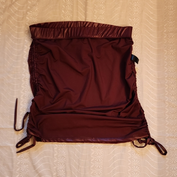 Zelie for she 1X city sleek faux leather skirt - Picture 6 of 8